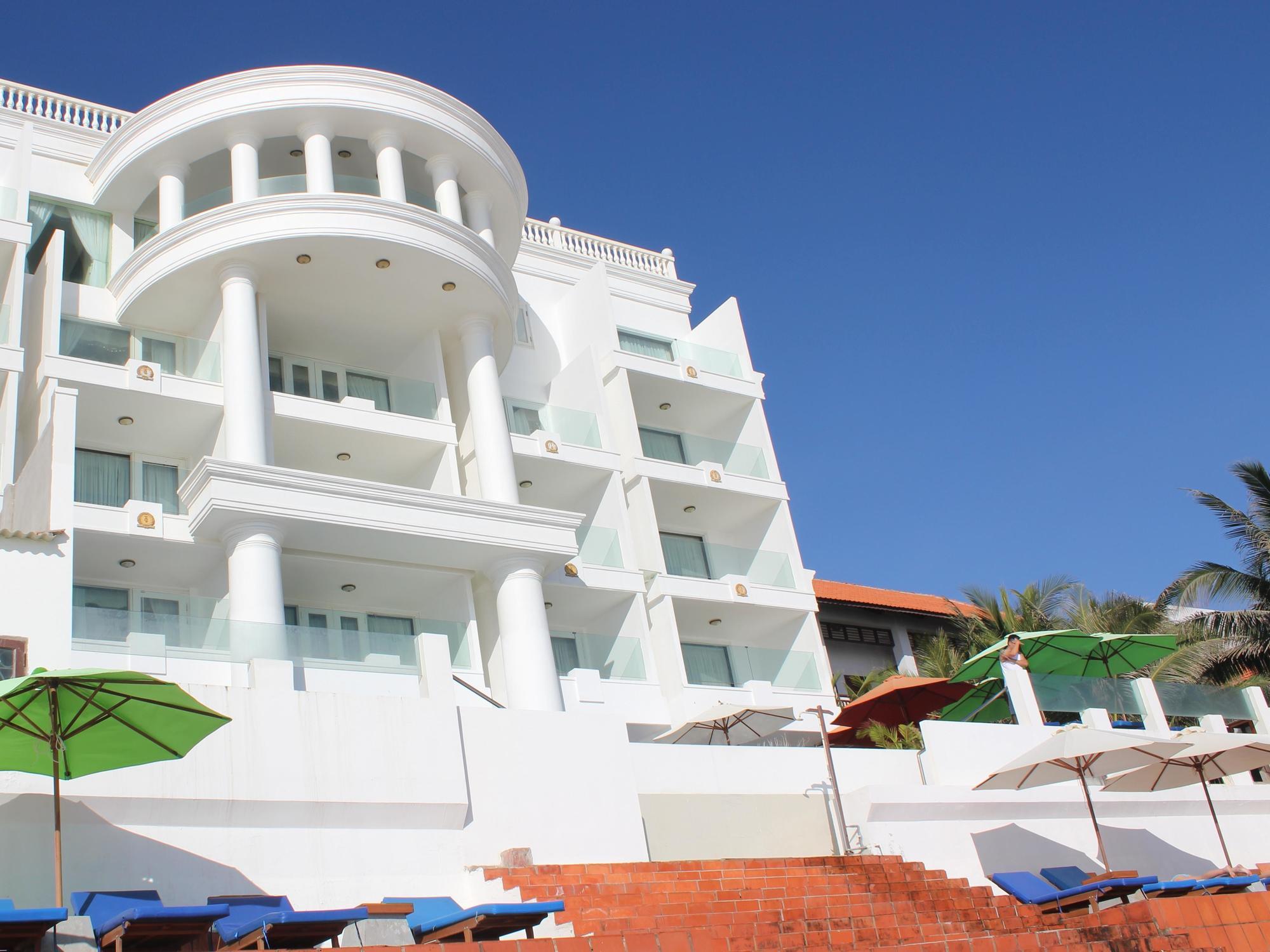 Ocean Front Hotel Phan Thiet Exterior photo