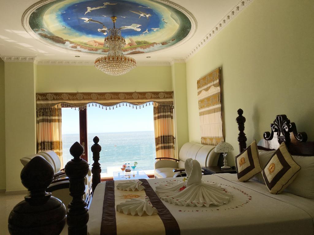 Ocean Front Hotel Phan Thiet Exterior photo