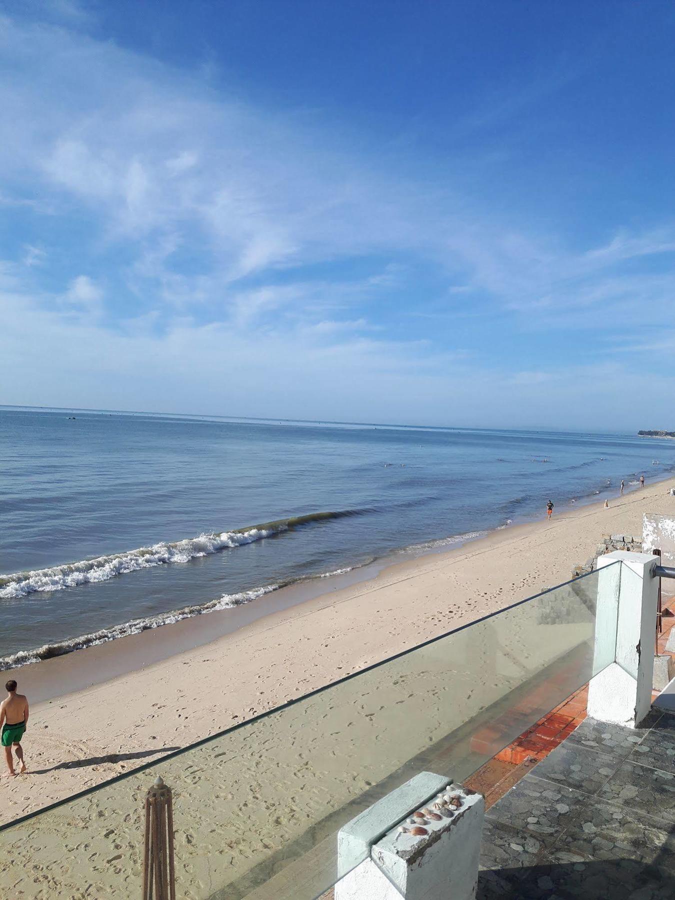 Ocean Front Hotel Phan Thiet Exterior photo